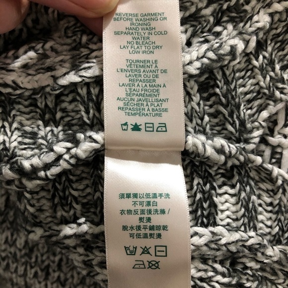 Roots chunky knit sleeveless sweater SZ M - Picture 10 of 10